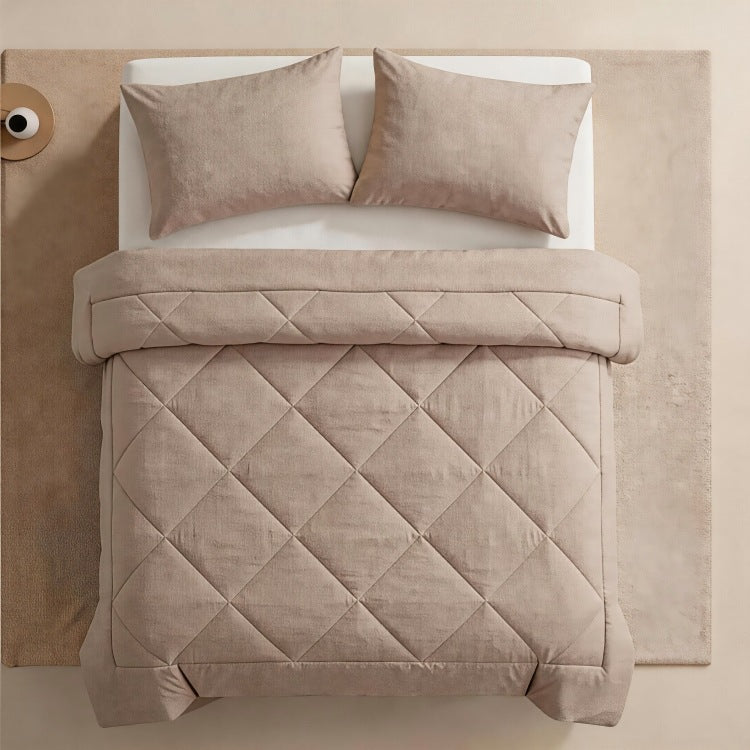 EasySleep Doona – The quick-drying 2-in-1 doona that means you can ditch the bed linen.